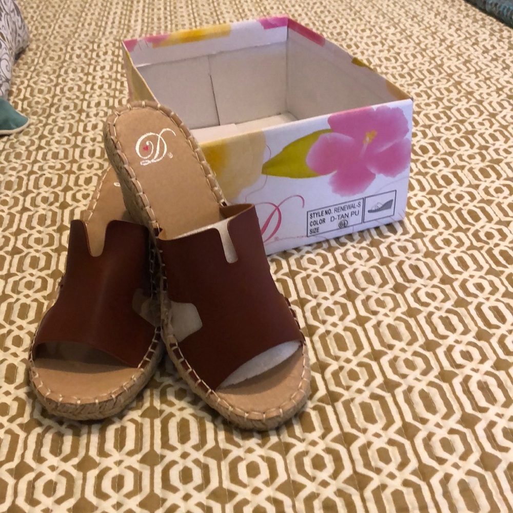 Side on espadrilles